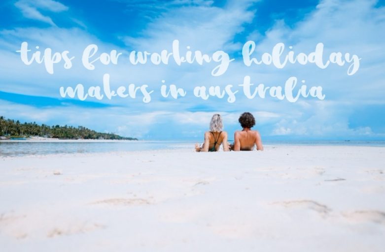 tips for working holiday makers in australia couple on a beach